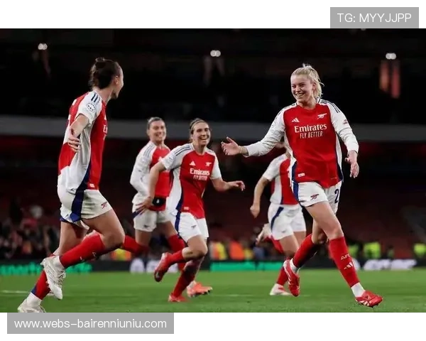 拜仁女足3-2逆转阿森纳，欧冠信心提升