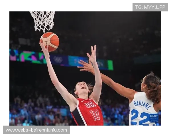 阿丽莎·托马斯单场12分16篮板15助攻，创多项历史纪录