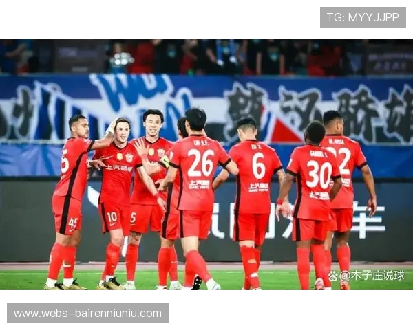 沪上双雄末轮定乾坤,海港打平即可夺冠申花需待奇迹