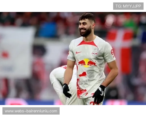 红牌！曼城后卫格瓦迪奥尔两黄变一红被罚下场